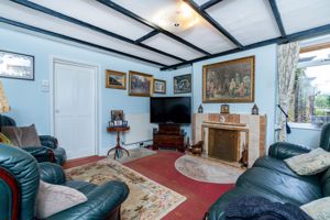 Clements Farm House Sitting Room - click for photo gallery